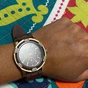 Geneva brown watch